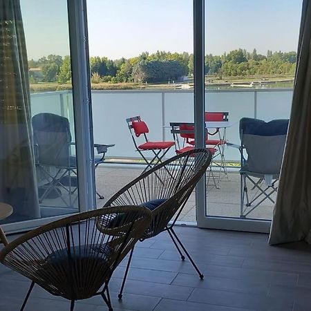Appartement Climatise Au Coeur De La Provence Lac Et Parcs D'Attractions 10Mn Avignon Monteux Kültér fotó