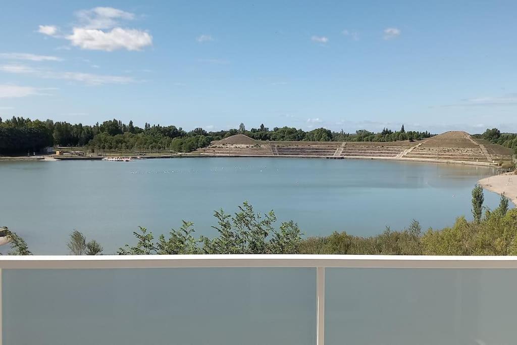 Appartement Climatise Au Coeur De La Provence Lac Et Parcs D'Attractions 10Mn Avignon Monteux Kültér fotó