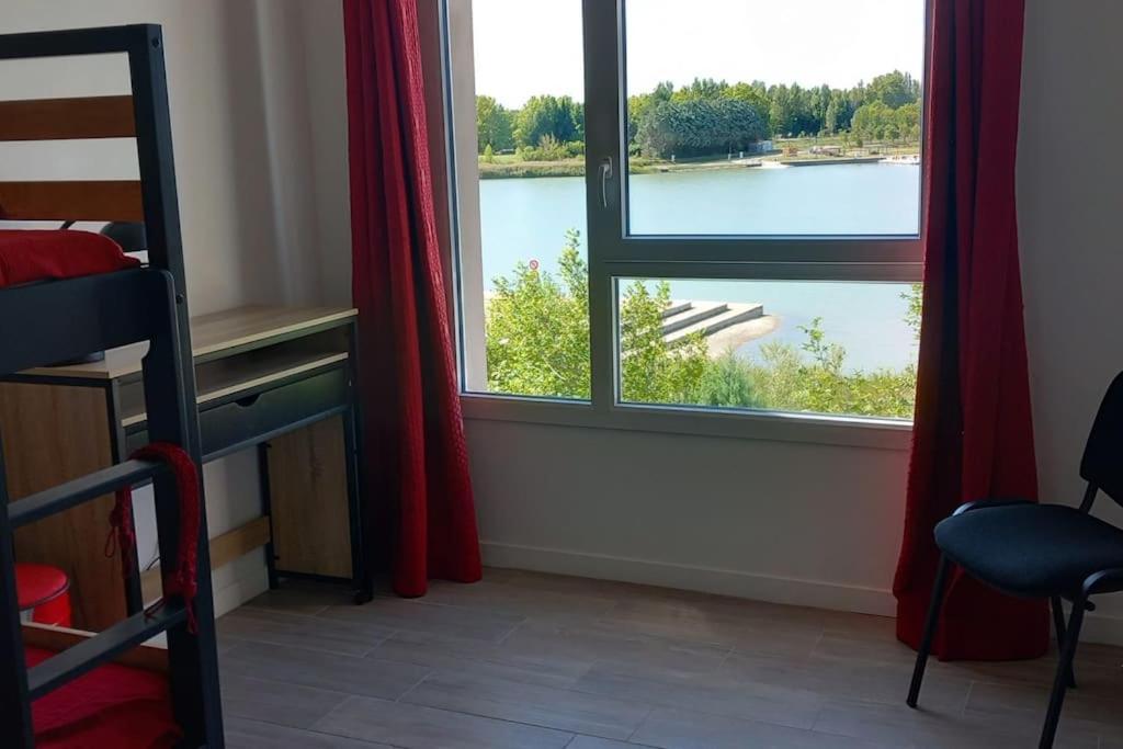 Appartement Climatise Au Coeur De La Provence Lac Et Parcs D'Attractions 10Mn Avignon Monteux Kültér fotó