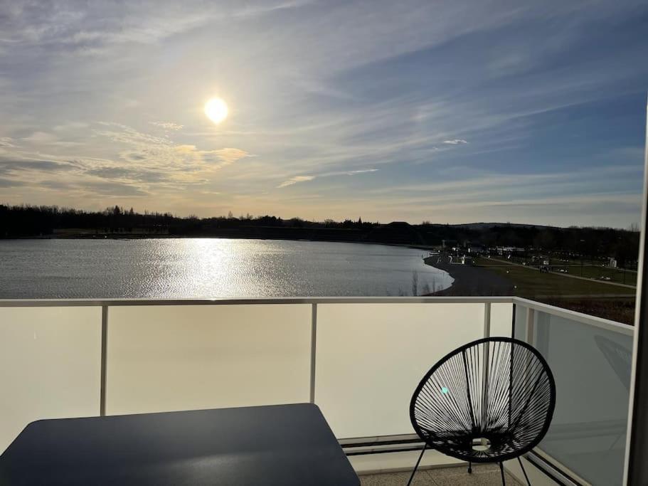 Appartement Climatise Au Coeur De La Provence Lac Et Parcs D'Attractions 10Mn Avignon Monteux Kültér fotó